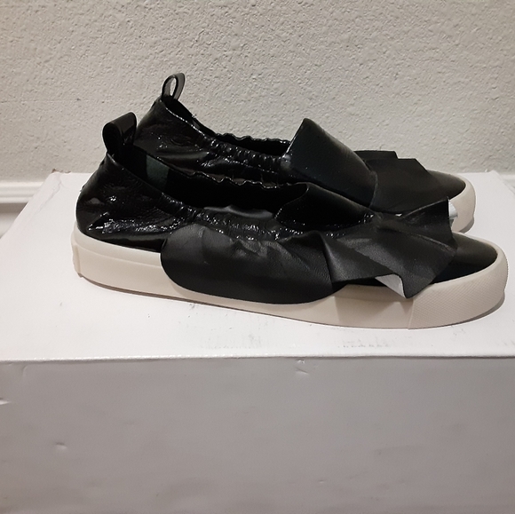 Mercedes Castillo - Picture 4 of 8